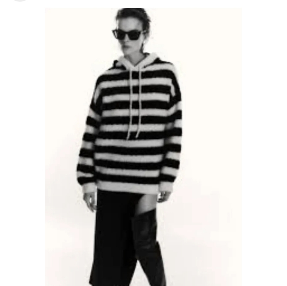 Zara Oversized Hoodie Sweater/Tunic. Size XS.